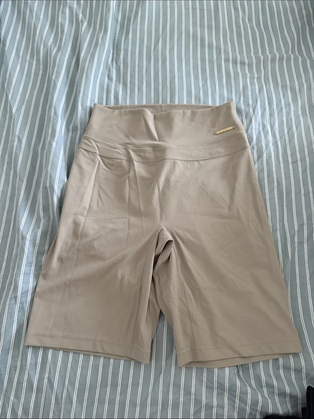 New gymshark x Whitney Simmons collab high rise cycling shorts size medium mink